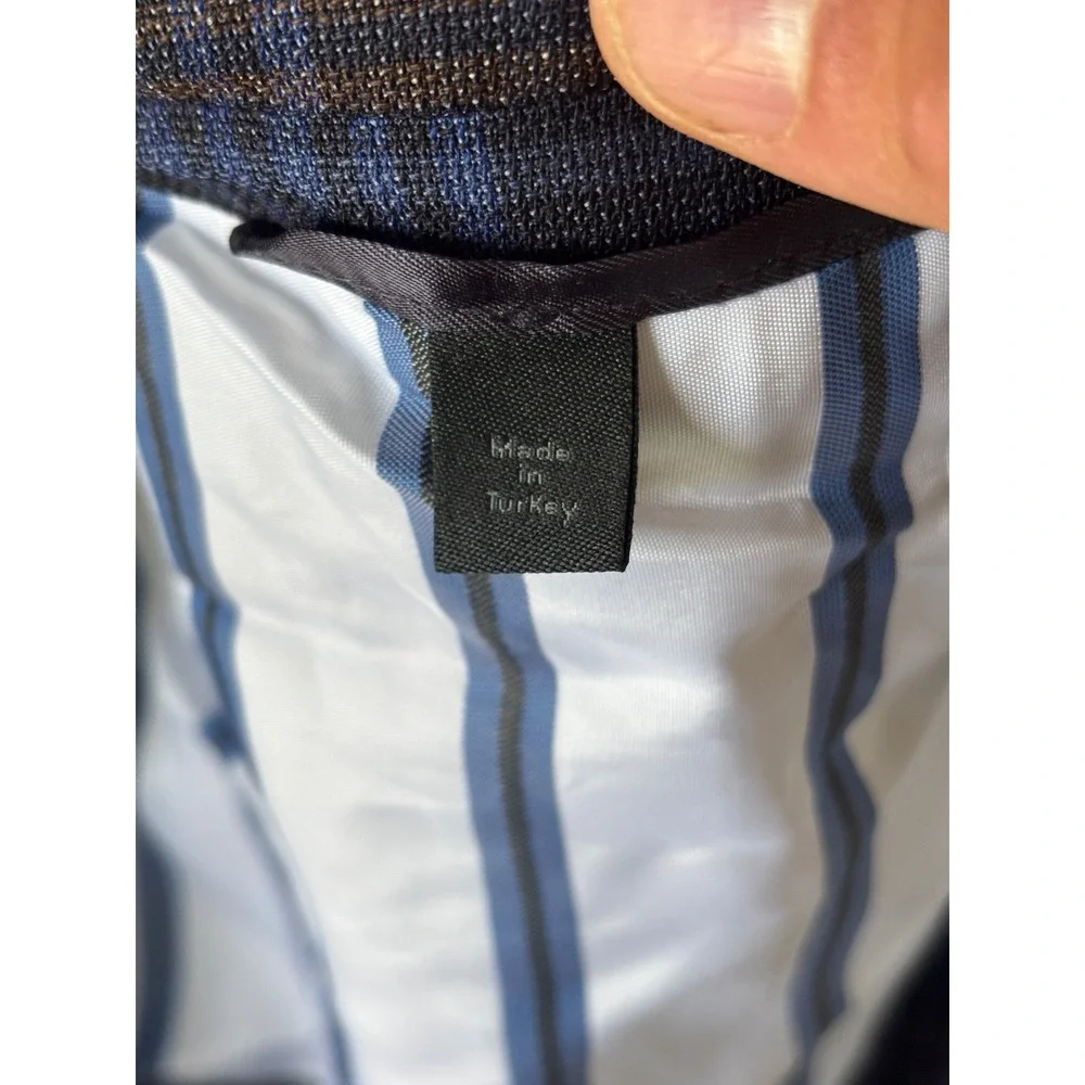 Hugo Boss Mens 38R Sport Coat Blue Plaid Virgin Wool Lanificio Tesse Biella